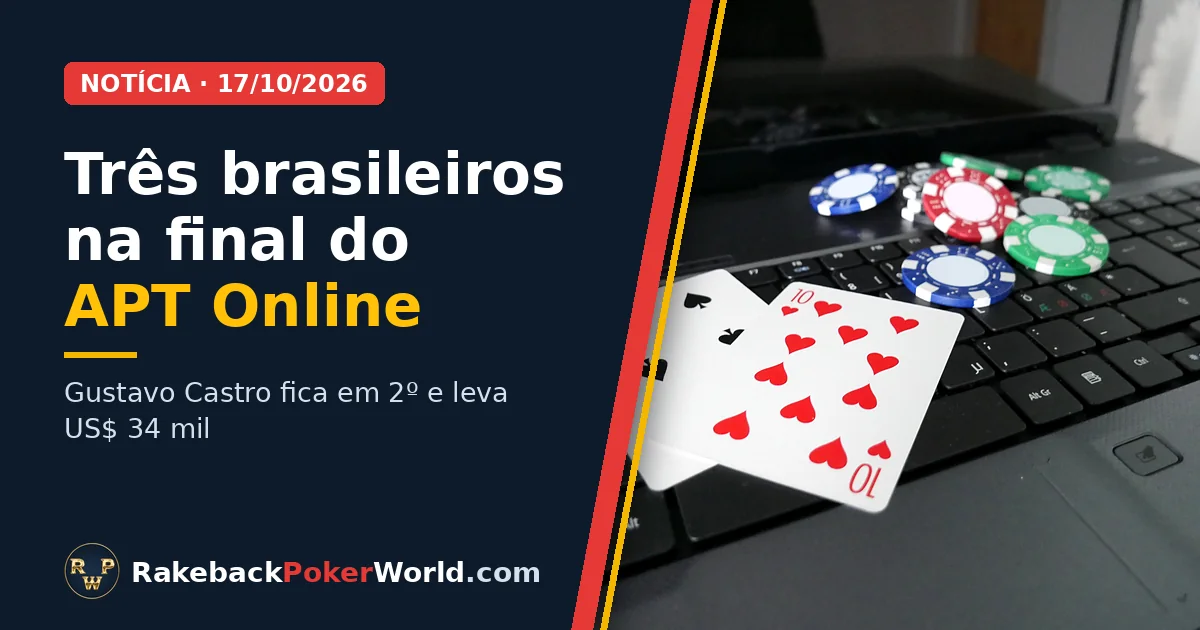 Capa: cartas e fichas de poker sobre o teclado de um notebook; três brasileiros chegaram à mesa final do APT Online